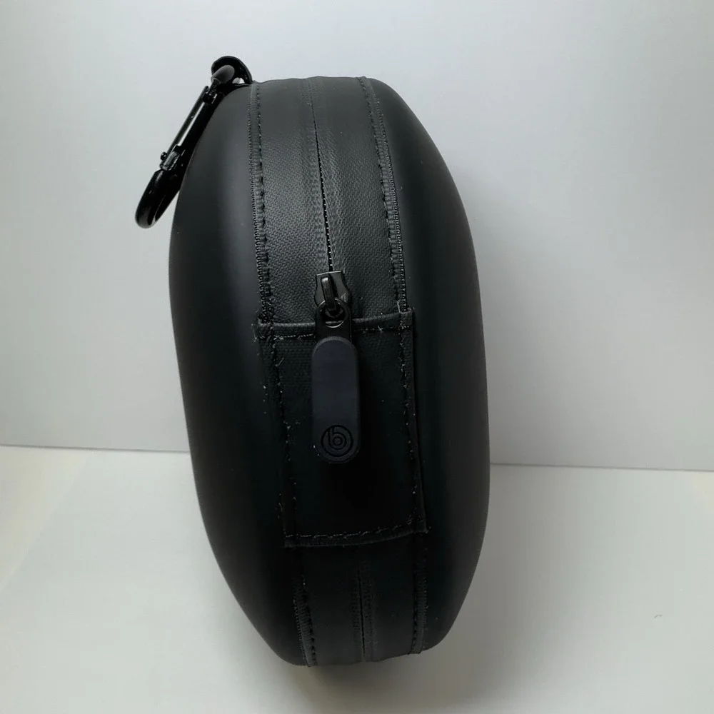 Beats by Dr. Dre Pouch/Sleeve - Black